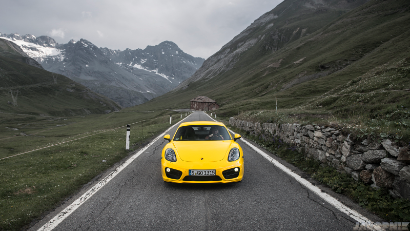 Illustration for article titled The Most Gorgeous Photos Of A Porsche Cayman You Will Ever See
